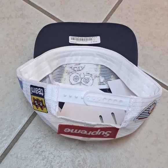 Supreme®/SpongeBob SquarePants Jeff Hamilton Mesh Back 6-Panel